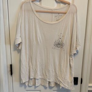 American Eagle Soft and Sexy Lotus Flower High Low Oversized Tshirt Sz S